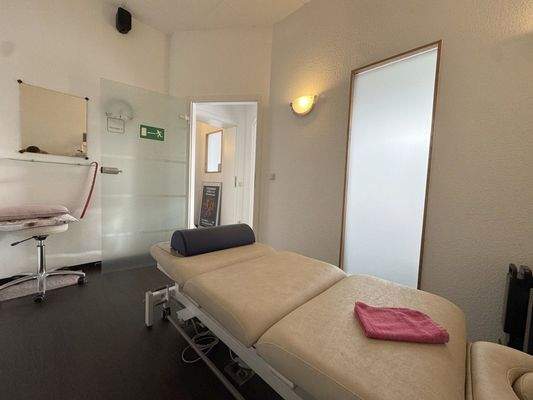Behandlungszimmer 2