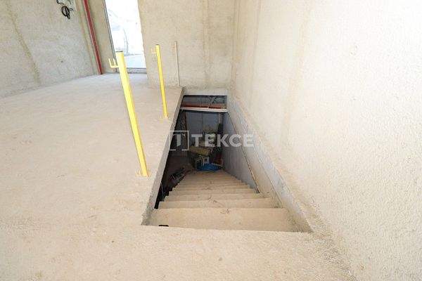 Shop in a Project Close to the Airport in Antalya