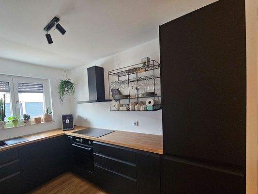 Einbauküche optional gegen Ablöse2