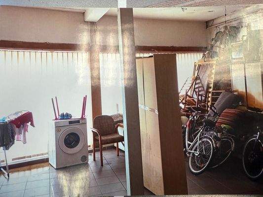 Verkaufsraum Erdgeschoss.jpg