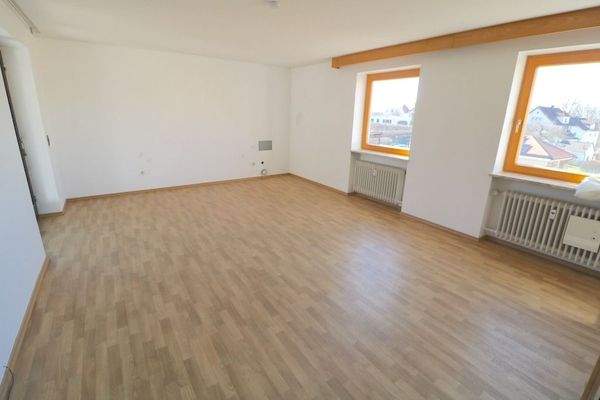 Schlafzimmer mit Wandsafe