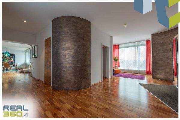 Loft 11 | Eingangsbereich