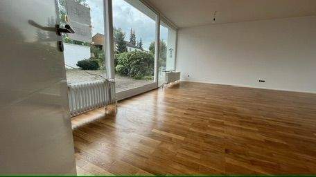 Wohnzimmer-Blick Terrasse