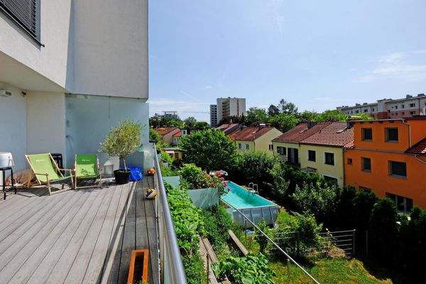 Ausblick von der Terrasse Richtung Osten