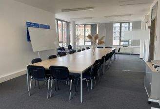 gekühlter Besprechungsraum