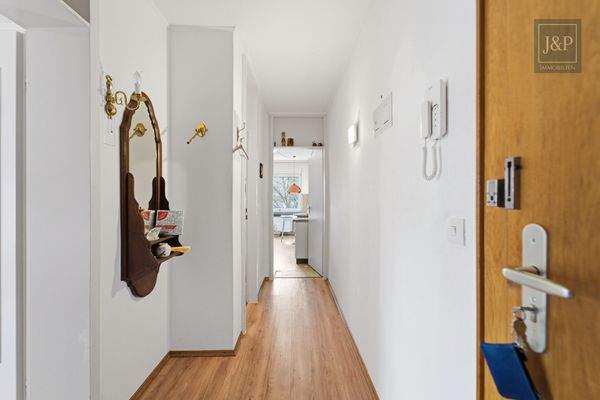 Eingangsbereich / vorderer Flur