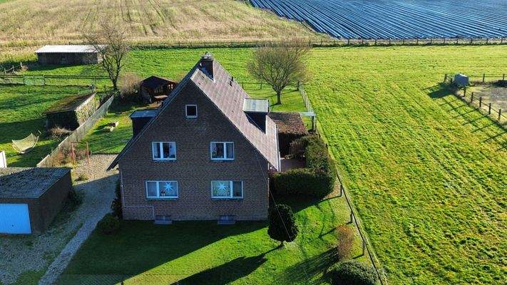 Zweifamilienhaus (Luftaufnahme)