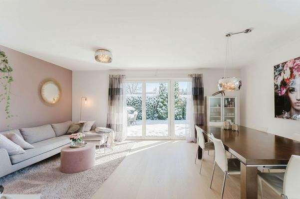 Das Herzstück - der großzügige Wohn-/Koch- und Essbereich