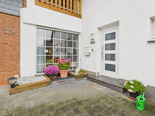 HS 1 -Eingangsbereich