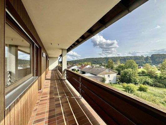 großer Balkon, 1. Stock