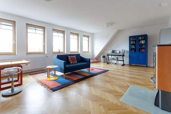 Wohn(Hobby)raum im DG