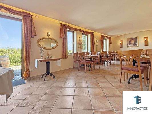 Gäste-Gastrobereich UG