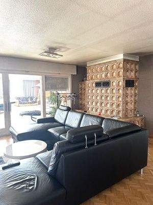 Wohnzimmer mit Kamin