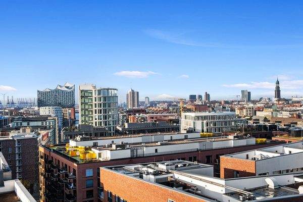 Über den Dächern der HafenCity