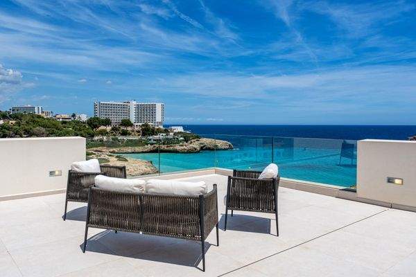 1eb96881-ed66-44ea-b1bd-6272be2203e1