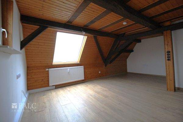 Fenster mit lässt viel Tageslicht rein