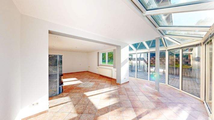 Wohnbereich mit Wintergarten EG