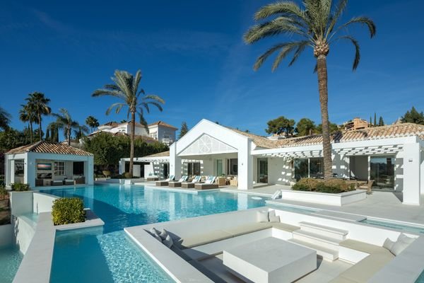 Photo: Villa in Nueva Andalucia