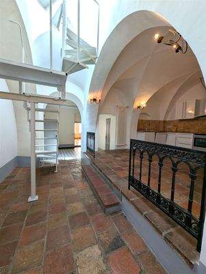 Flur mit Aufgang zur Dachterrasse