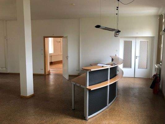 Büro-, Schulungs- o. Gewerbera