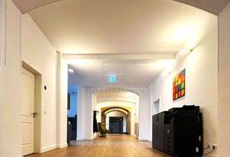 Foto eines aktuellen Büros