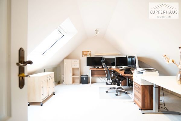 Büro im Dachspitz