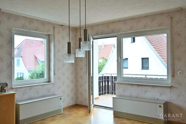 OG Schlafzimmer mit Balkon