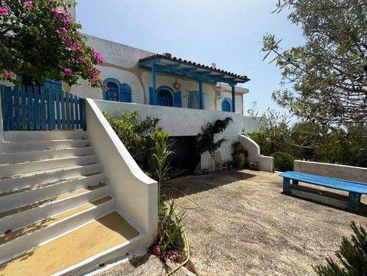 Südostkreta, Koutsounari: Haus auf zwei Ebenen mit herrlichem Meerblick zu verkaufen