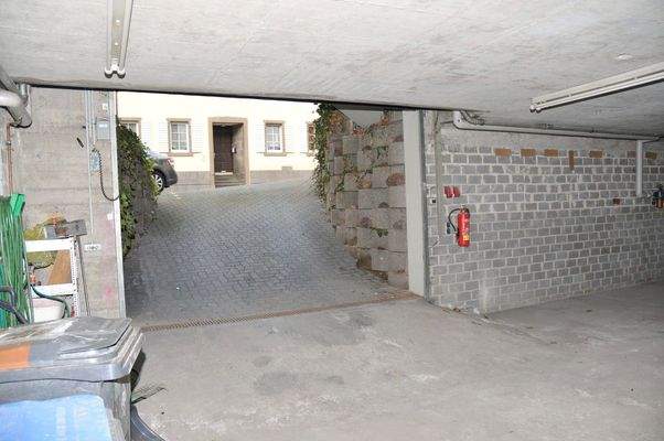  Ein/ Ausfahrtzuab Saunststr.1