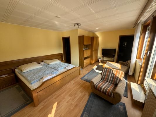 Schlafzimmer 3