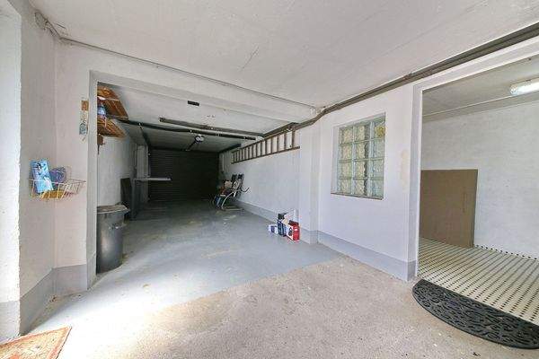 7034- Garage - 0050___Keller