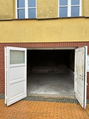 Einfahrt der Garage