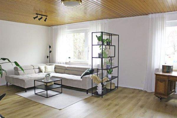 Großzügiger Wohnbereich OG