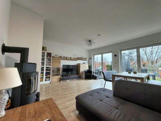 Wohnzimmer Bild 1 EG