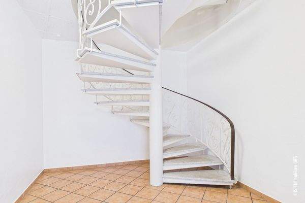 Treppengang zur Bürofläche