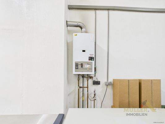 CAM05667G0-PR0015-STILL003