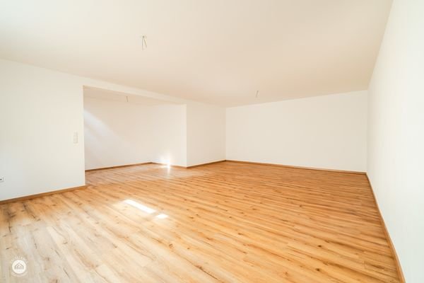 großes Zimmer
