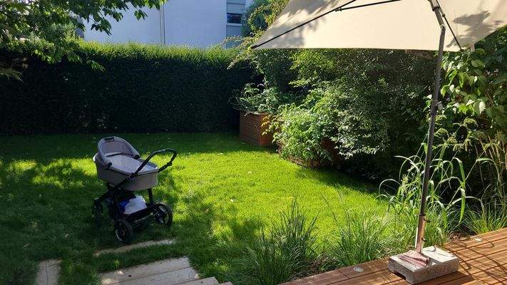 Garten im Sommer