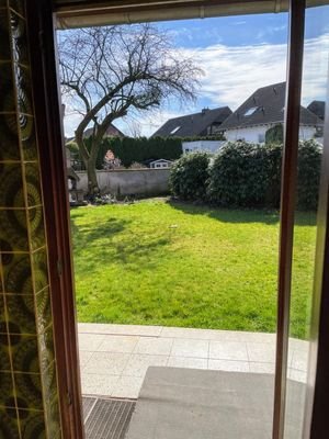 EG Terrassenausgang aus der Küche.jpg