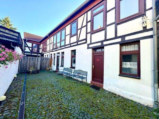 Innenhof zur Gewerbeinheit