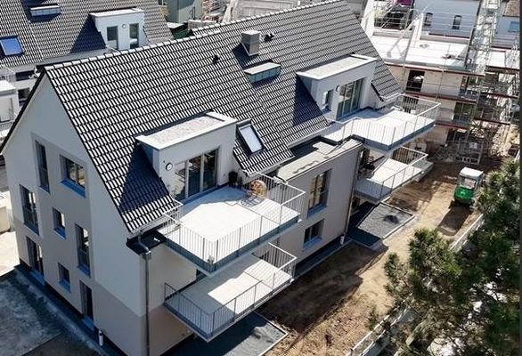 Mit Dachterrasse