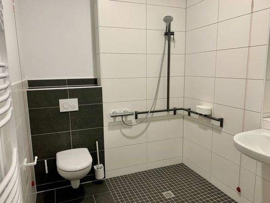 8. Whg 1.07, 1-Zimmer-Whg, Badezimmer