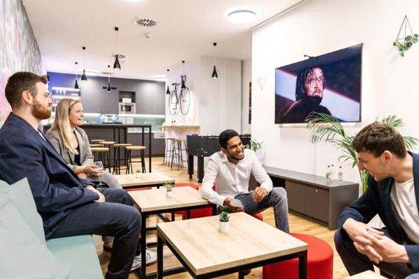 THE FIZZ Munich - Flex - Lounge Area