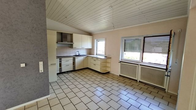 Küche - hell und offen mit Platz für den Familient