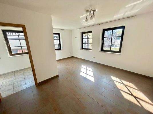 WZ EG rechte Hofseite.jpeg