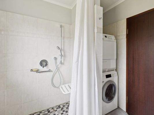 Vollbad 2 Erdgeschoss