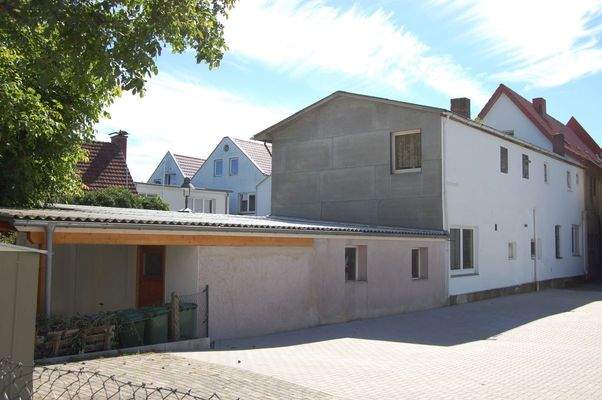 Rückwärtige Ansicht