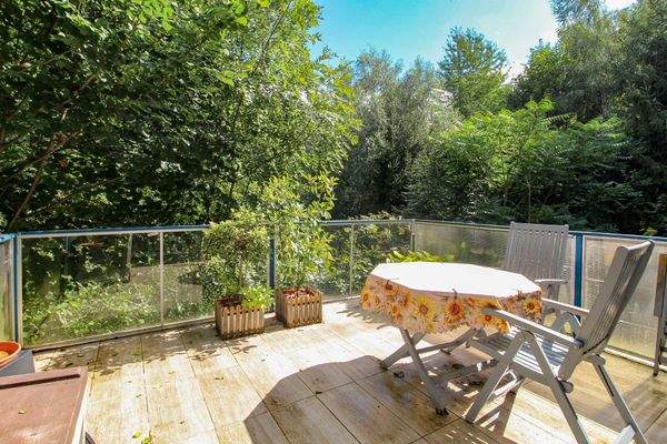 Terrasse zur Erdgeschoß-WE