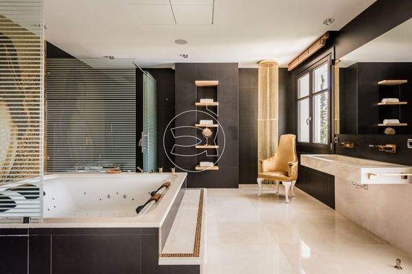 Villa in Marbella East