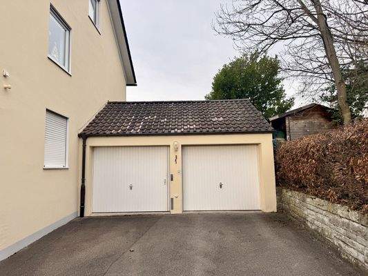 Zwei Einzelgaragen